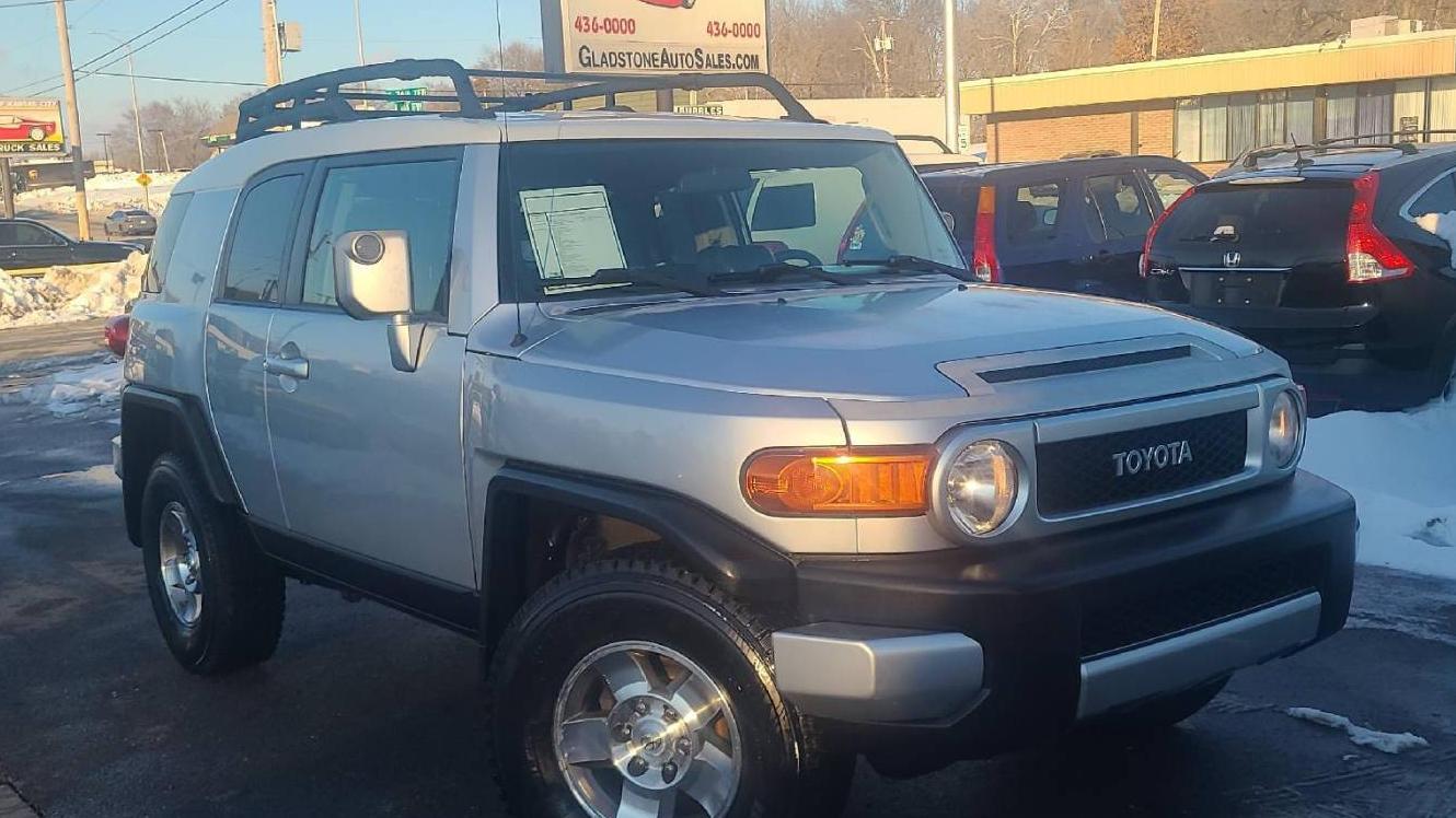 TOYOTA FJ CRUISER 2008 JTEBU11F48K017501 image